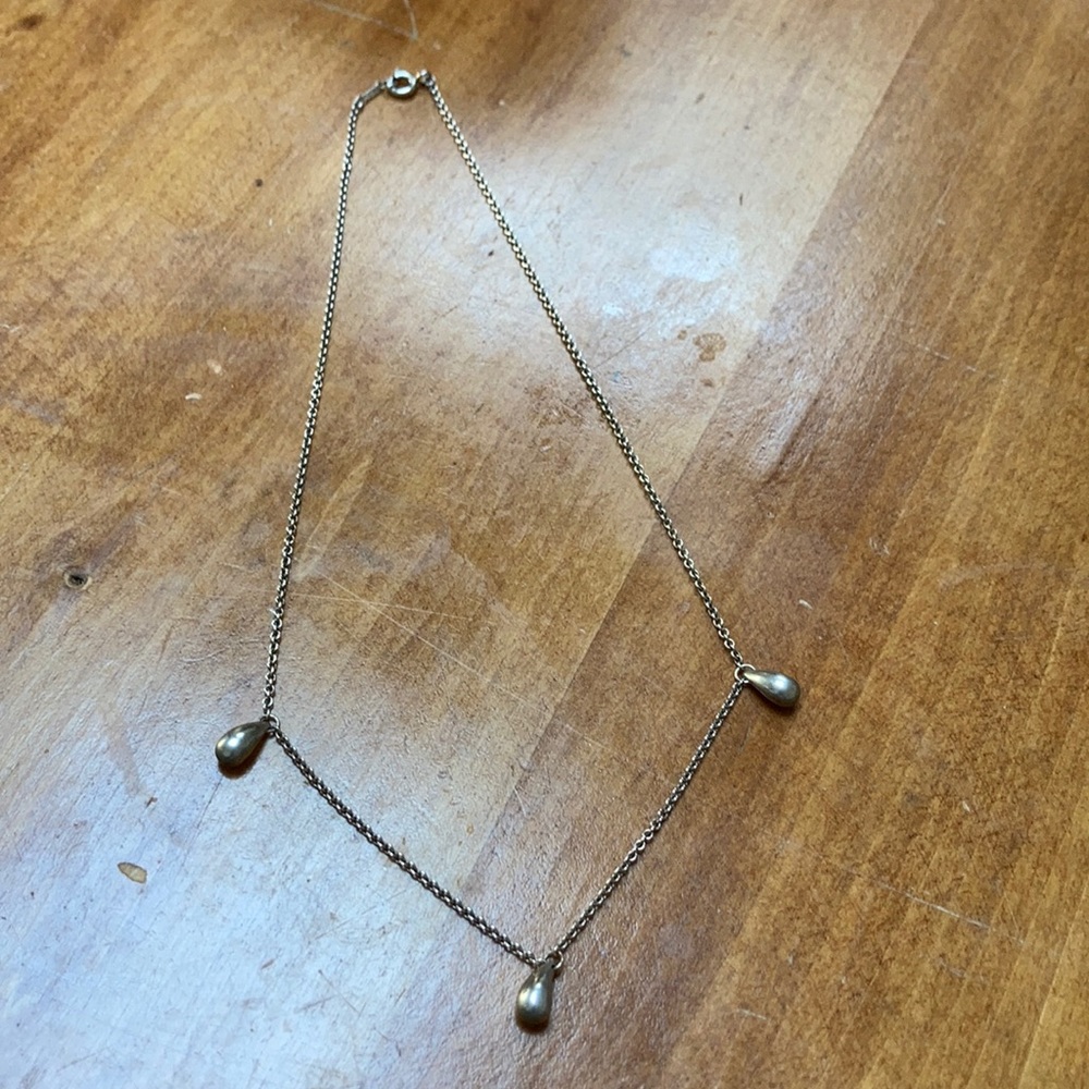 Tiffany Elsa Peretti 3 teardrop silver necklace